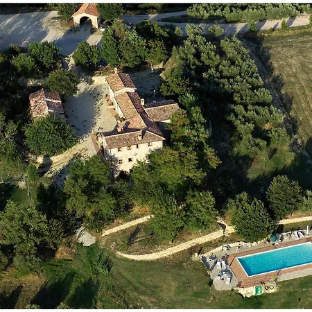 Casale Delle Lucrezie Фермерский дом Тоди