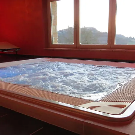 Casale Delle Lucrezie