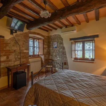 팜스테이 Casale Delle Lucrezie *