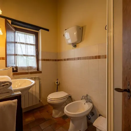 Фермерский дом Casale Delle Lucrezie